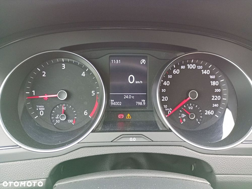 Volkswagen Passat Variant 2.0 TDI EVO Essence - 13