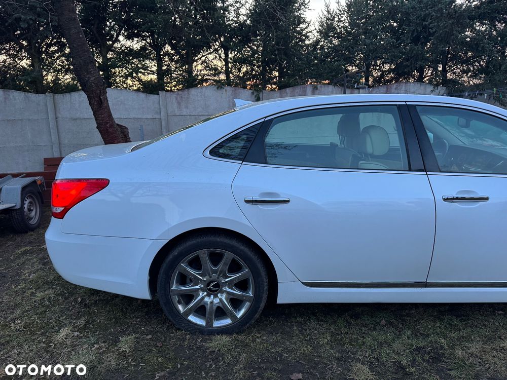 Hyundai Equus - 3