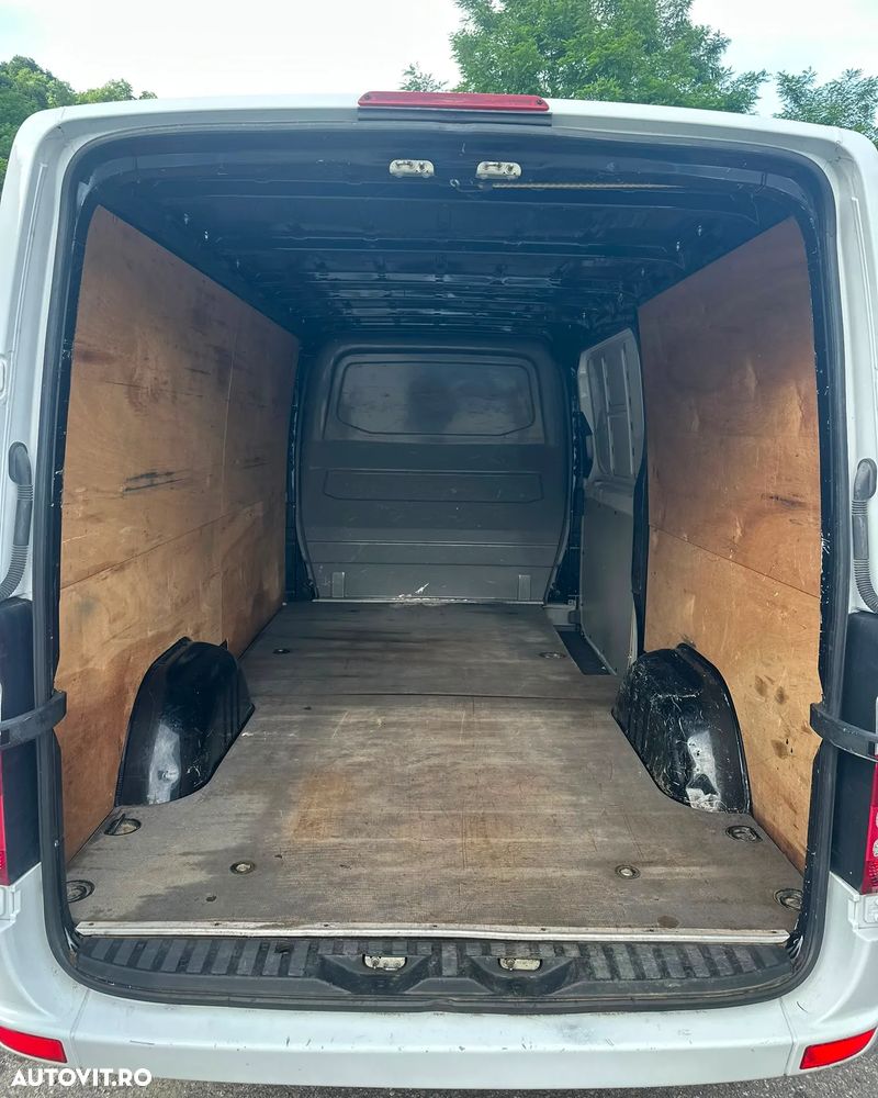 Mercedes-Benz Sprinter - 8