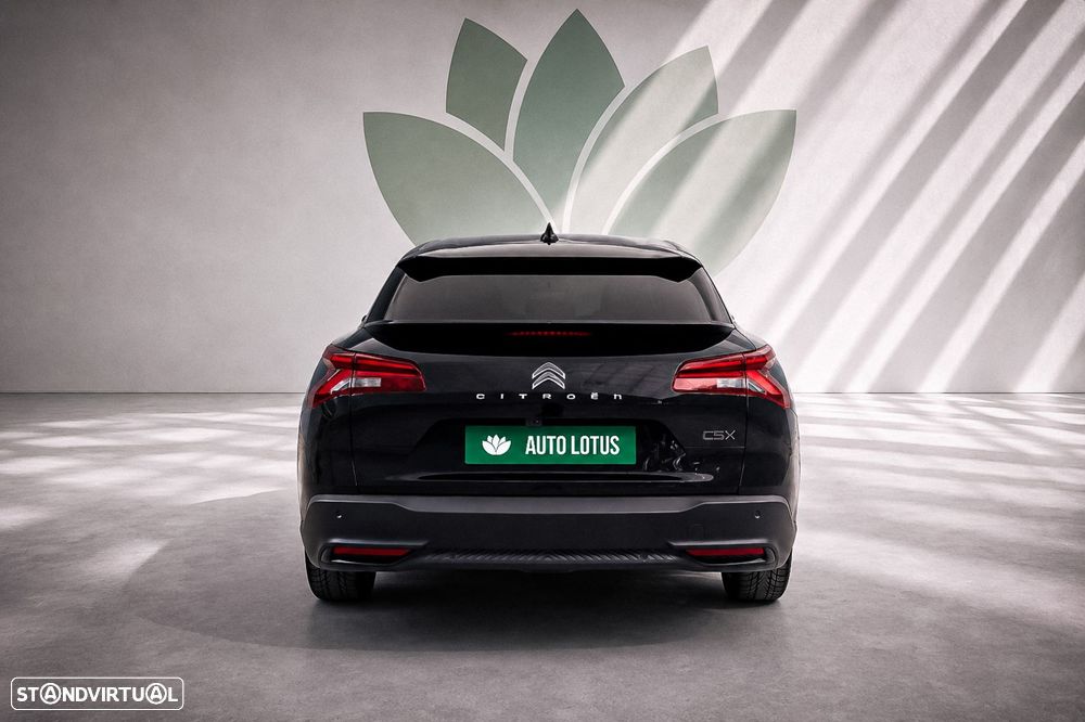 Citroën C5 X 1.6 Hybrid Plus e-EAT8 - 7