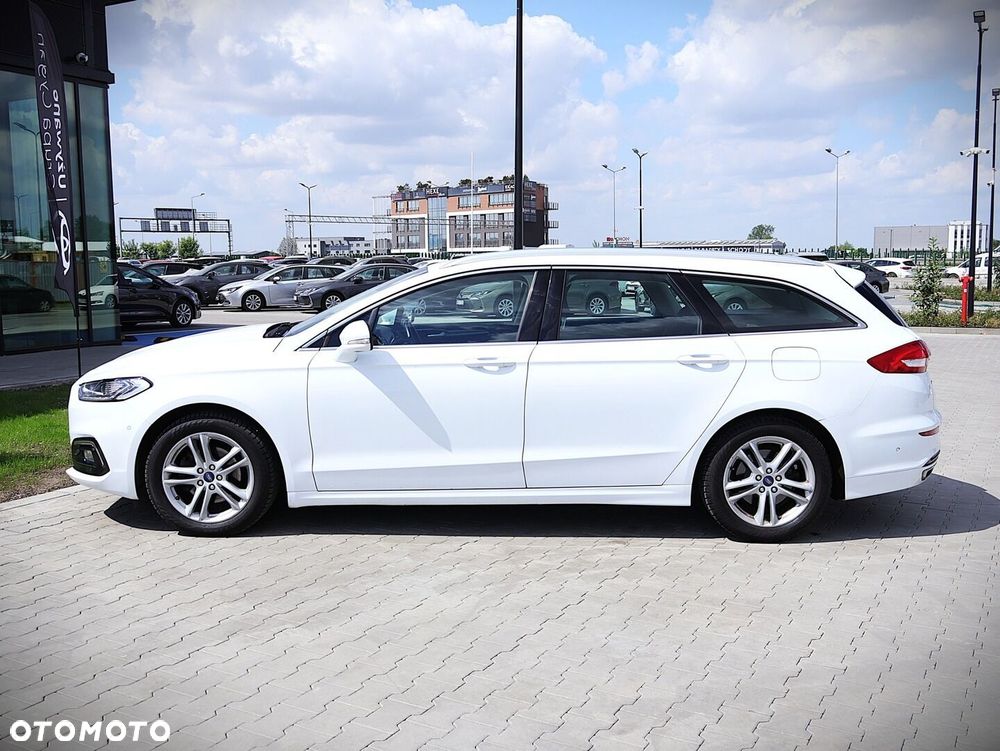 Ford Mondeo - 4