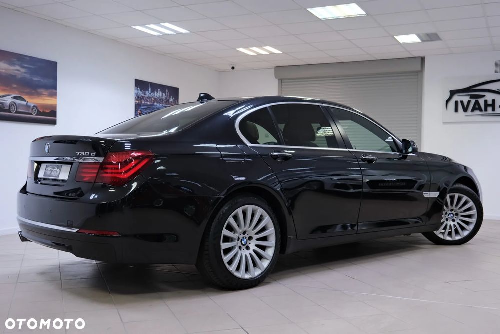BMW Seria 7 730d xDrive - 13