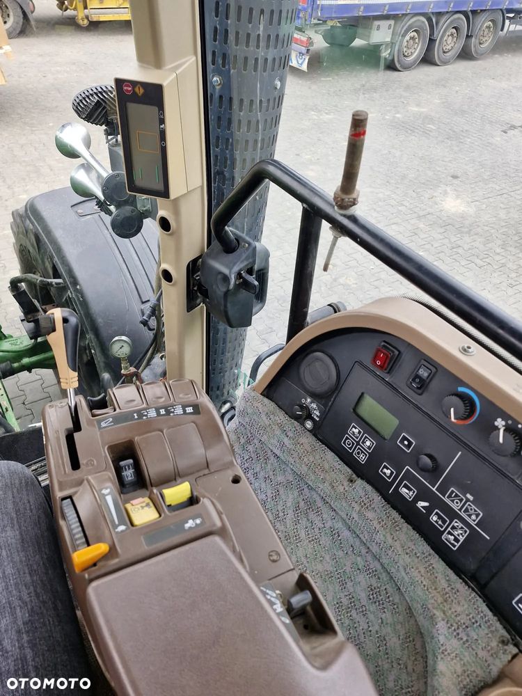 John Deere 7820 - 5