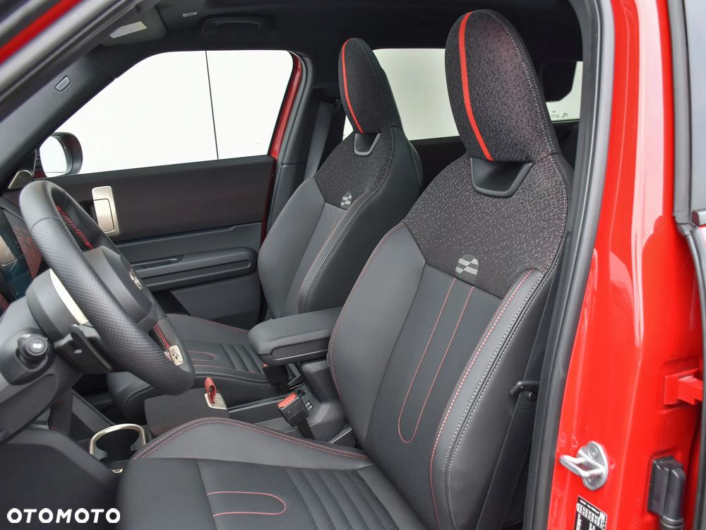 MINI Countryman S ALL4 John Cooper Works Trim - 21