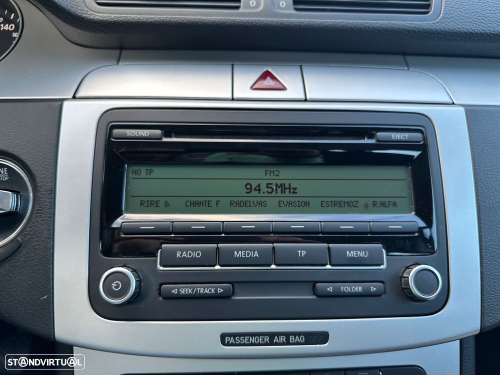 VW Passat 1.6 TDI Confortline - 30