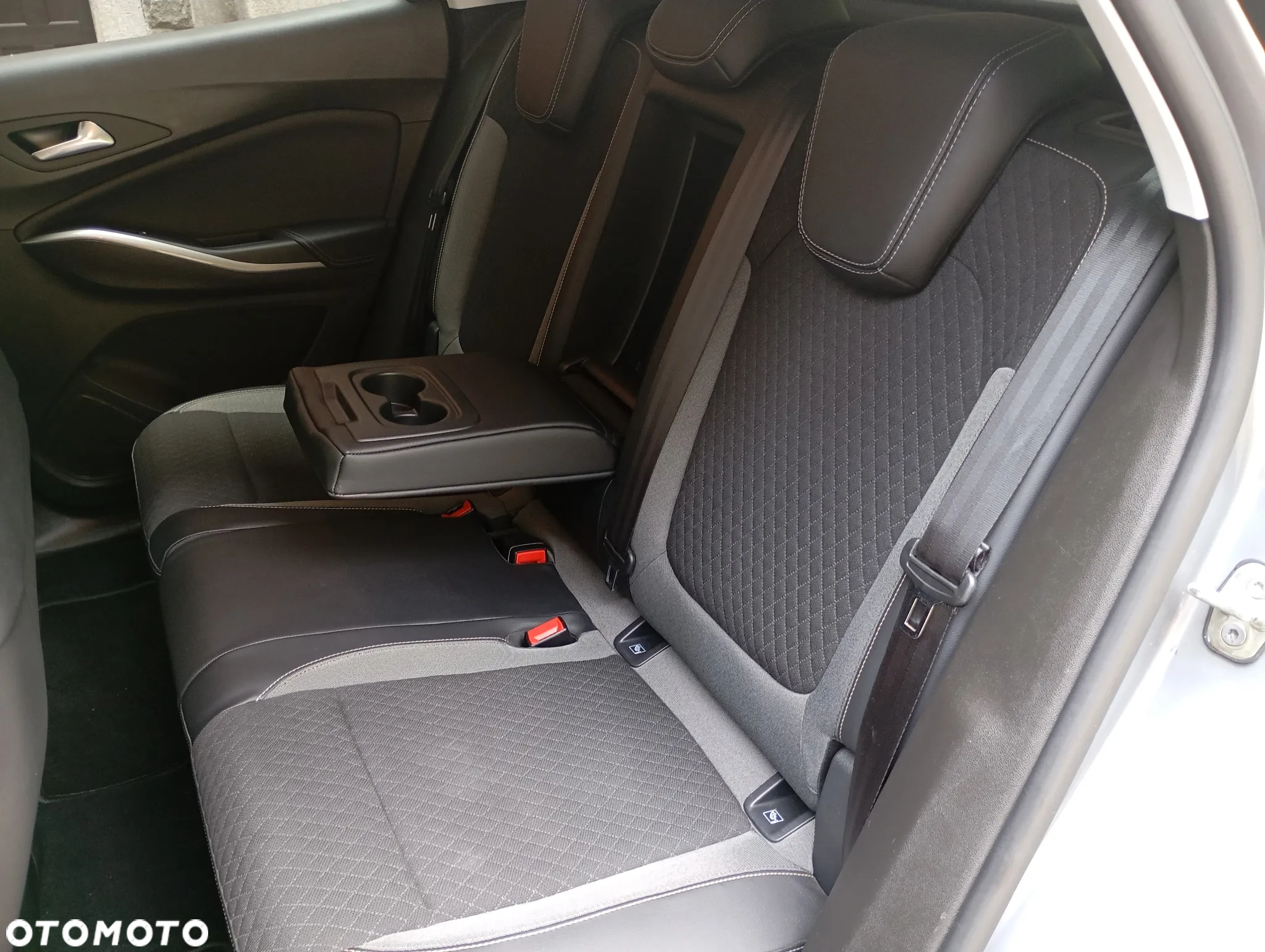 Opel Grandland 1.5 CDTI Business Elegance S&S - 7