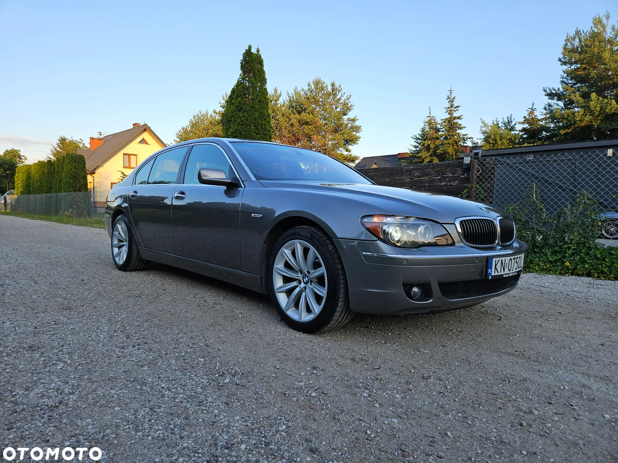 BMW Seria 7 750Li - 25
