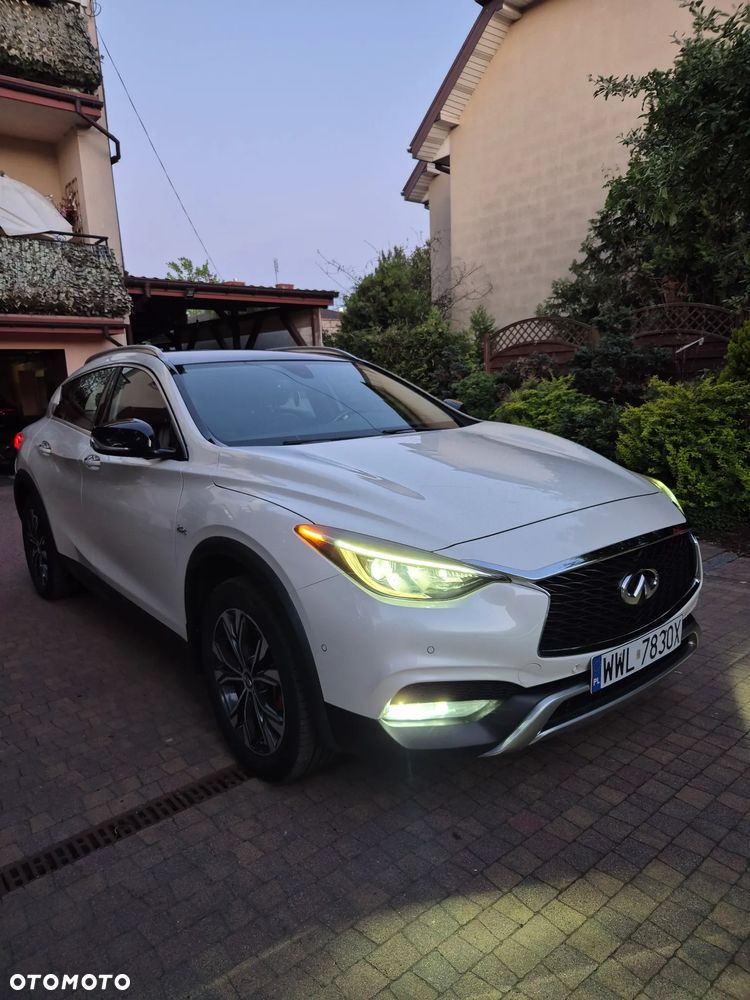 Infiniti QX - 2