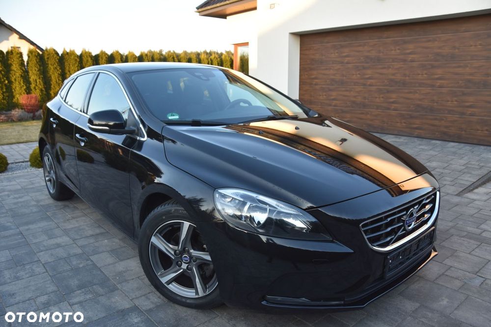 Volvo V40 D2 Drive-E Momentum - 8