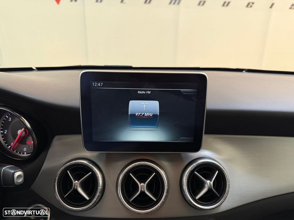 Mercedes-Benz CLA 220 d AMG Line Aut. - 27