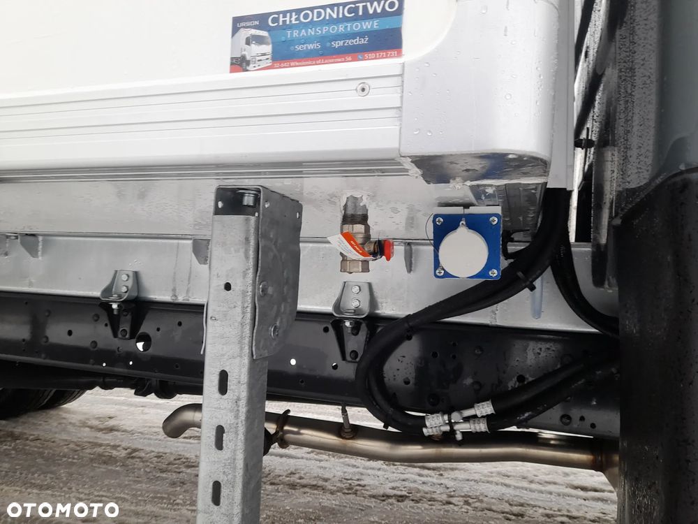 Iveco DAILY 70C18 72C18 --NOWY-- dmc 7,2T 180Koni MROŹNIA -20+30 ZASILANIE ZEWNETRZNE chłodnia kontener SYPIALNIA  model PRZED liftingiem!!! bez radarów bez wagi!!! POLSKI SALON -- NOWY-- GWARANCJA-- - 19