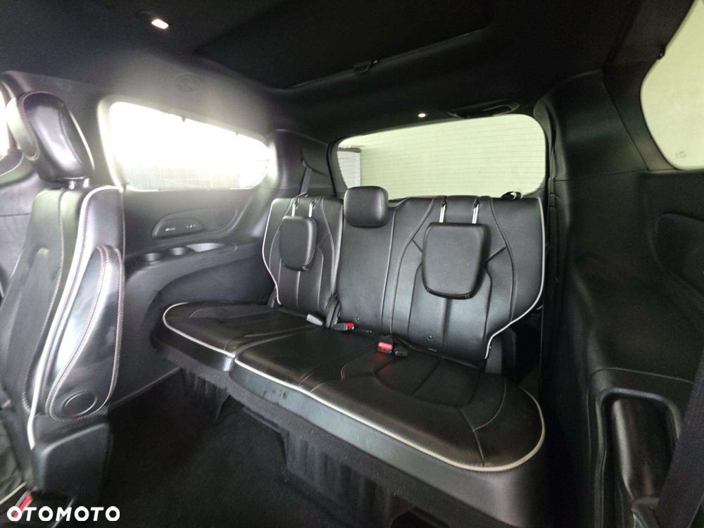 Chrysler Pacifica - 11