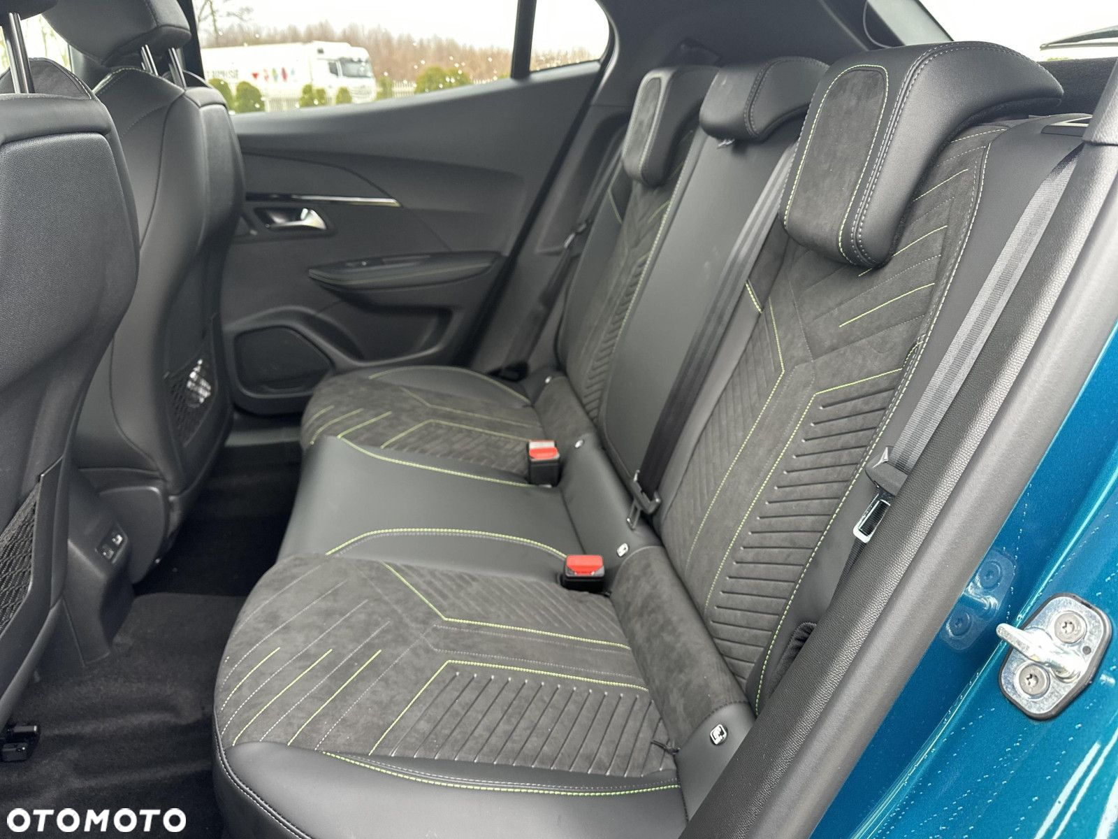 Peugeot 2008 - 23