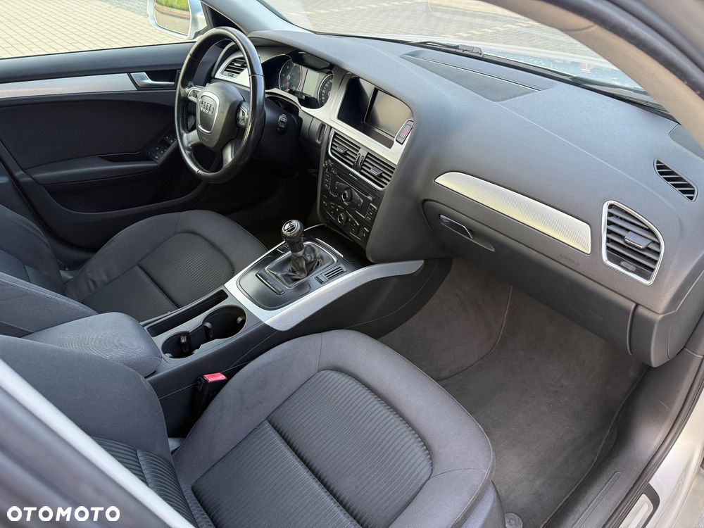Audi A4 Limousine - 20