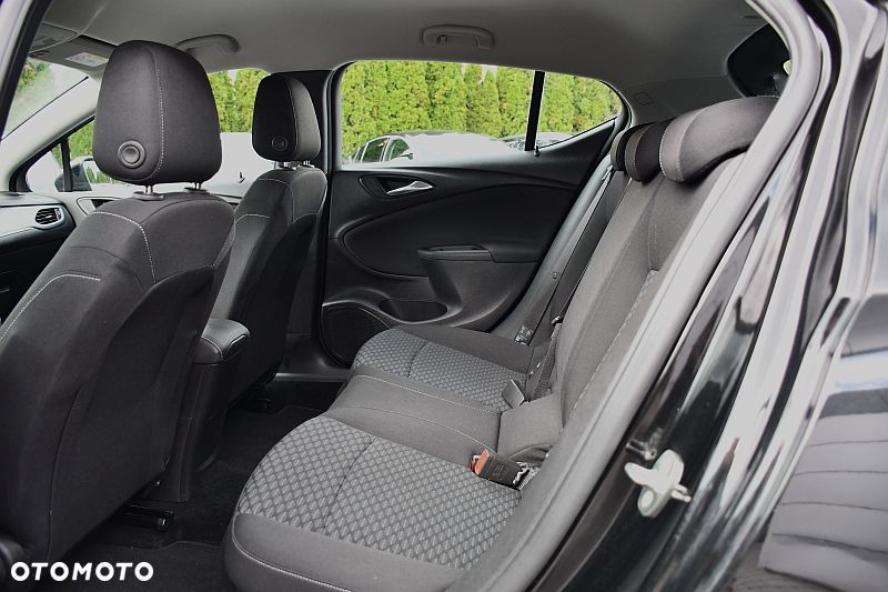Opel Astra 1.4 Turbo Innovation - 20