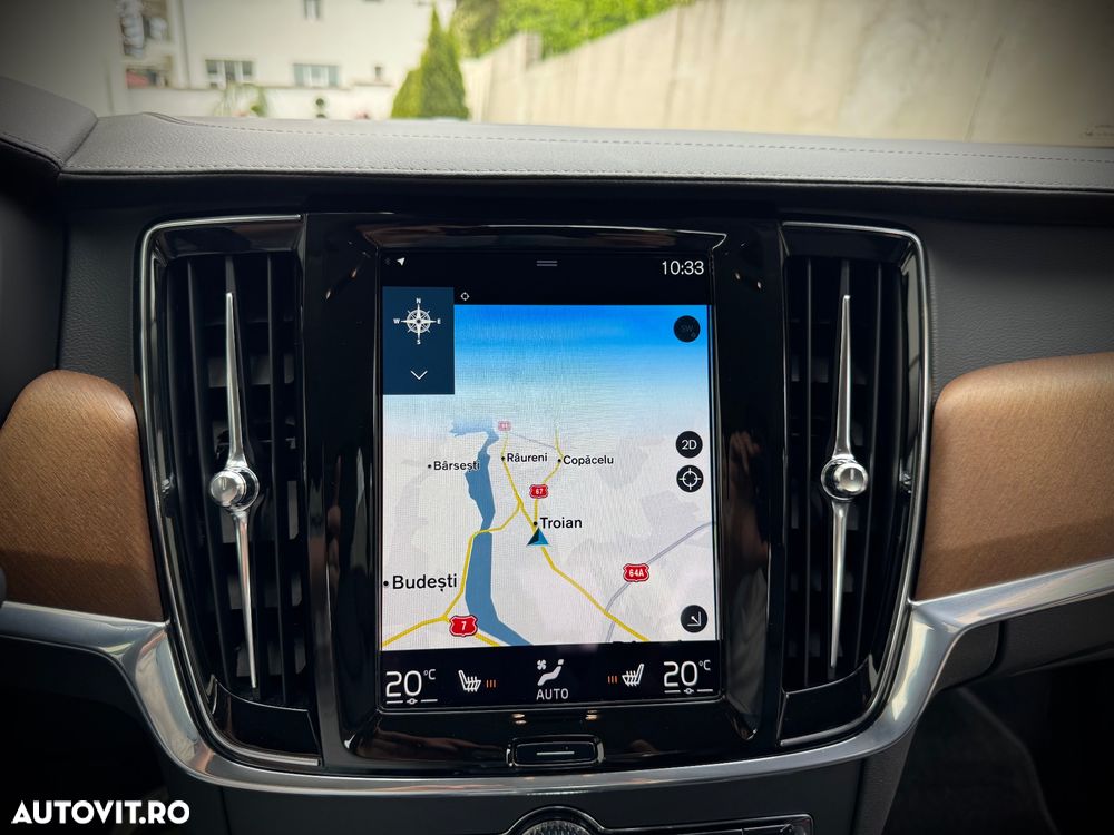 Volvo S90 T8 Twin Engine AWD Geartronic Inscription - 28