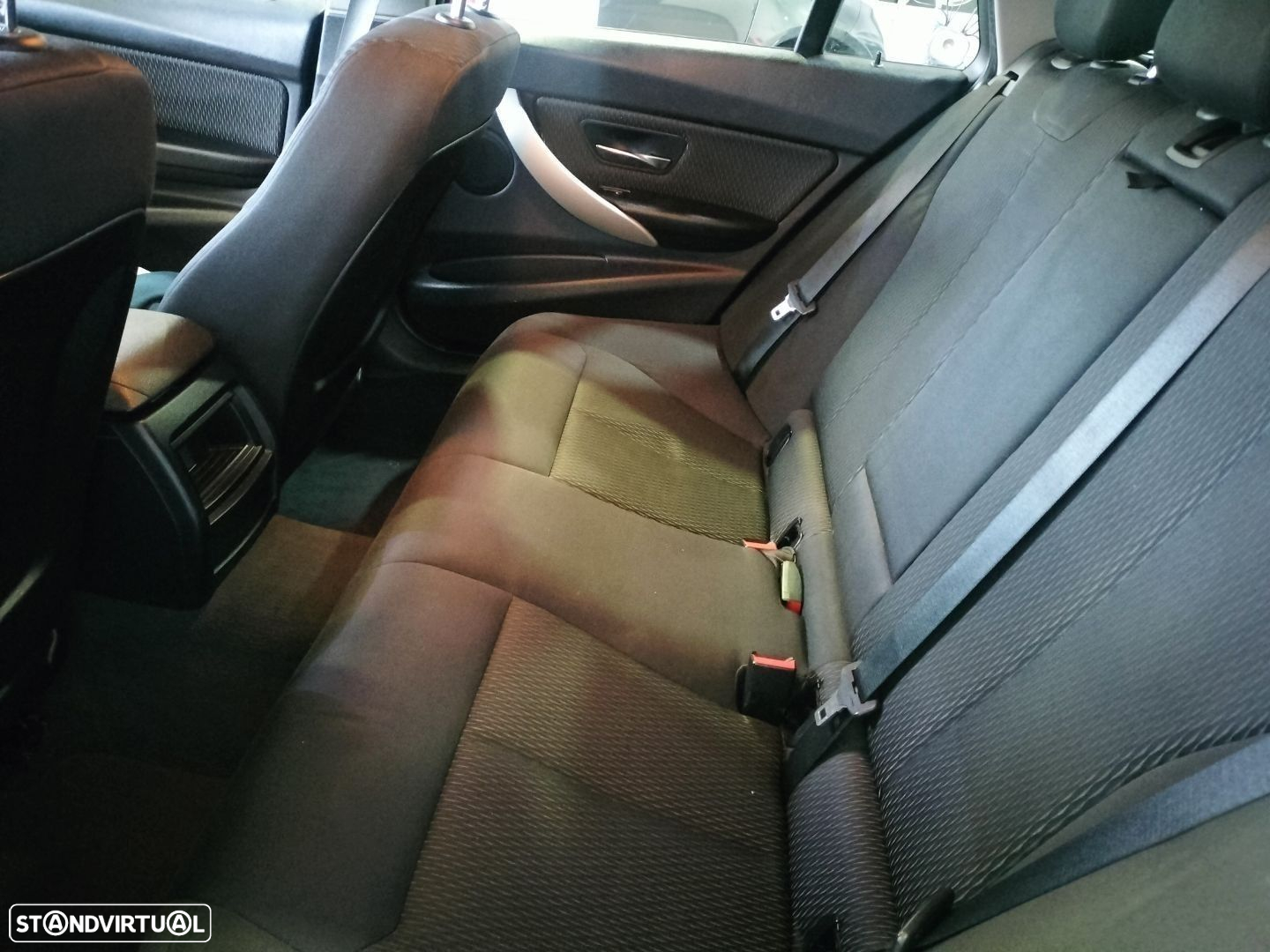BMW 316 d Touring - 14