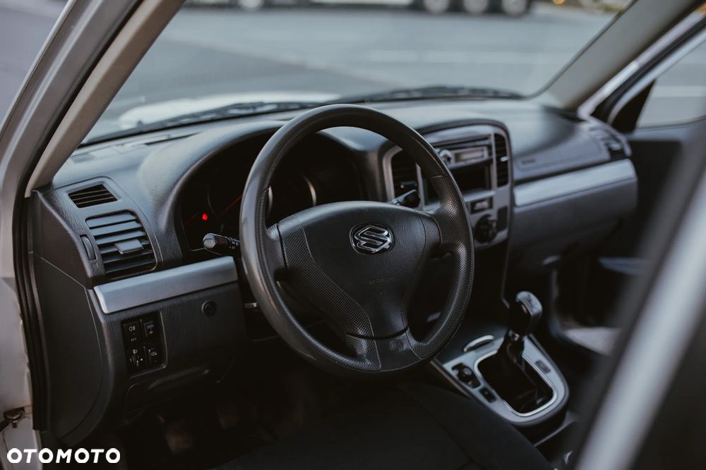 Suzuki Grand Vitara 2.0 HDi - 9