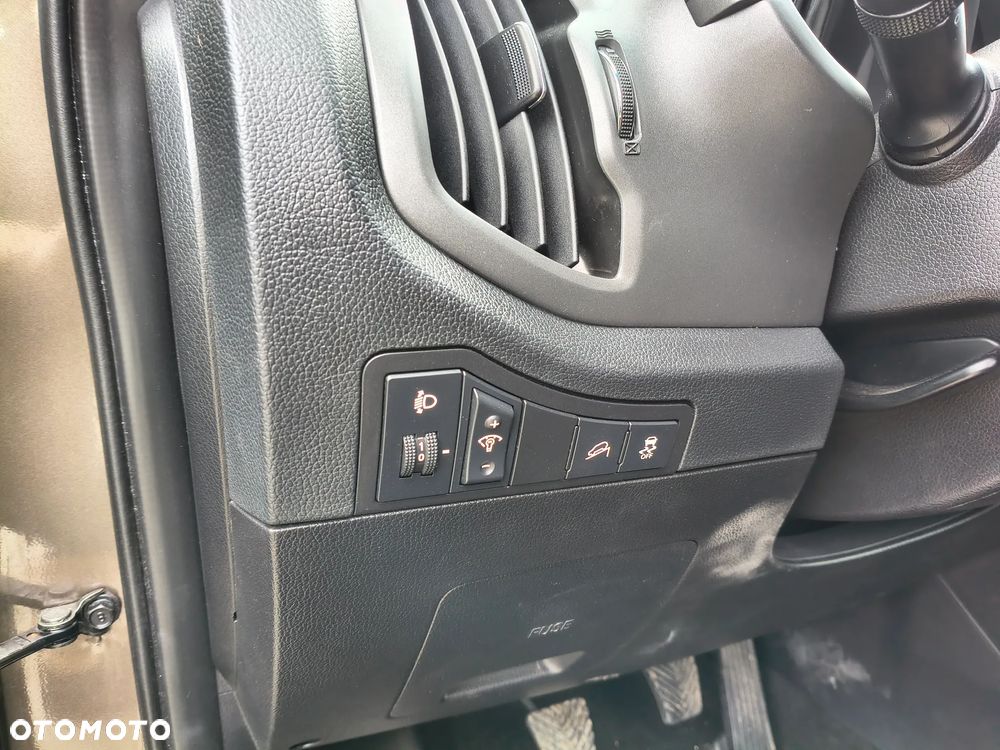Kia Sportage 1.7 CRDI 2WD Spirit - 13