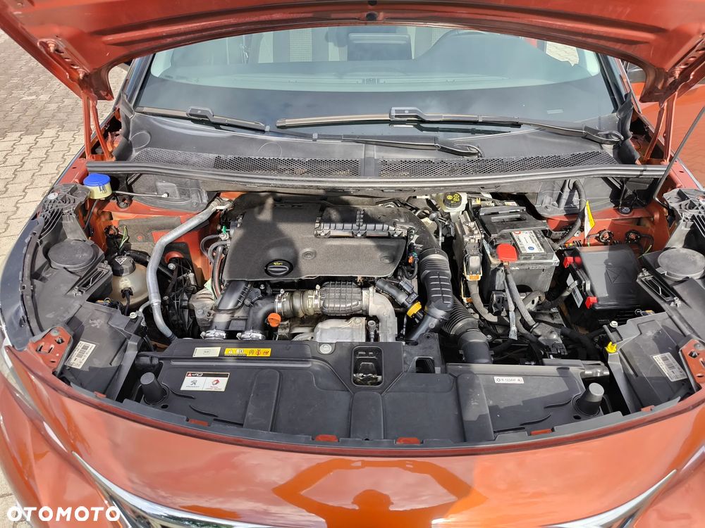 Peugeot 3008 1.6 BlueHDi Style S&S - 26