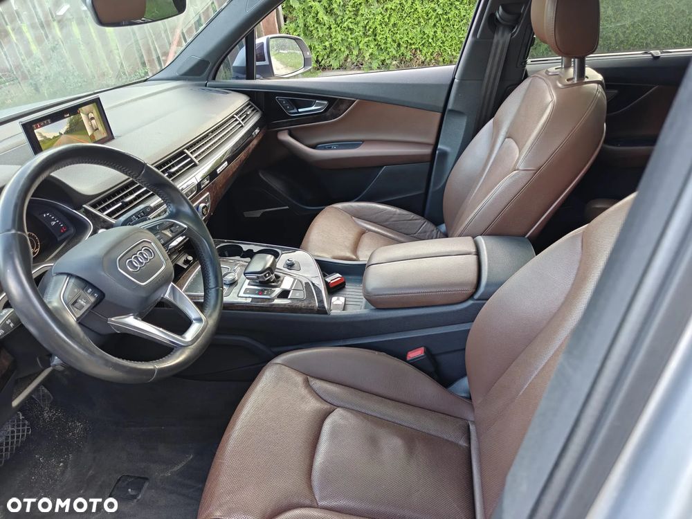 Audi Q7 3.0 TFSI Quattro Tiptronic - 9