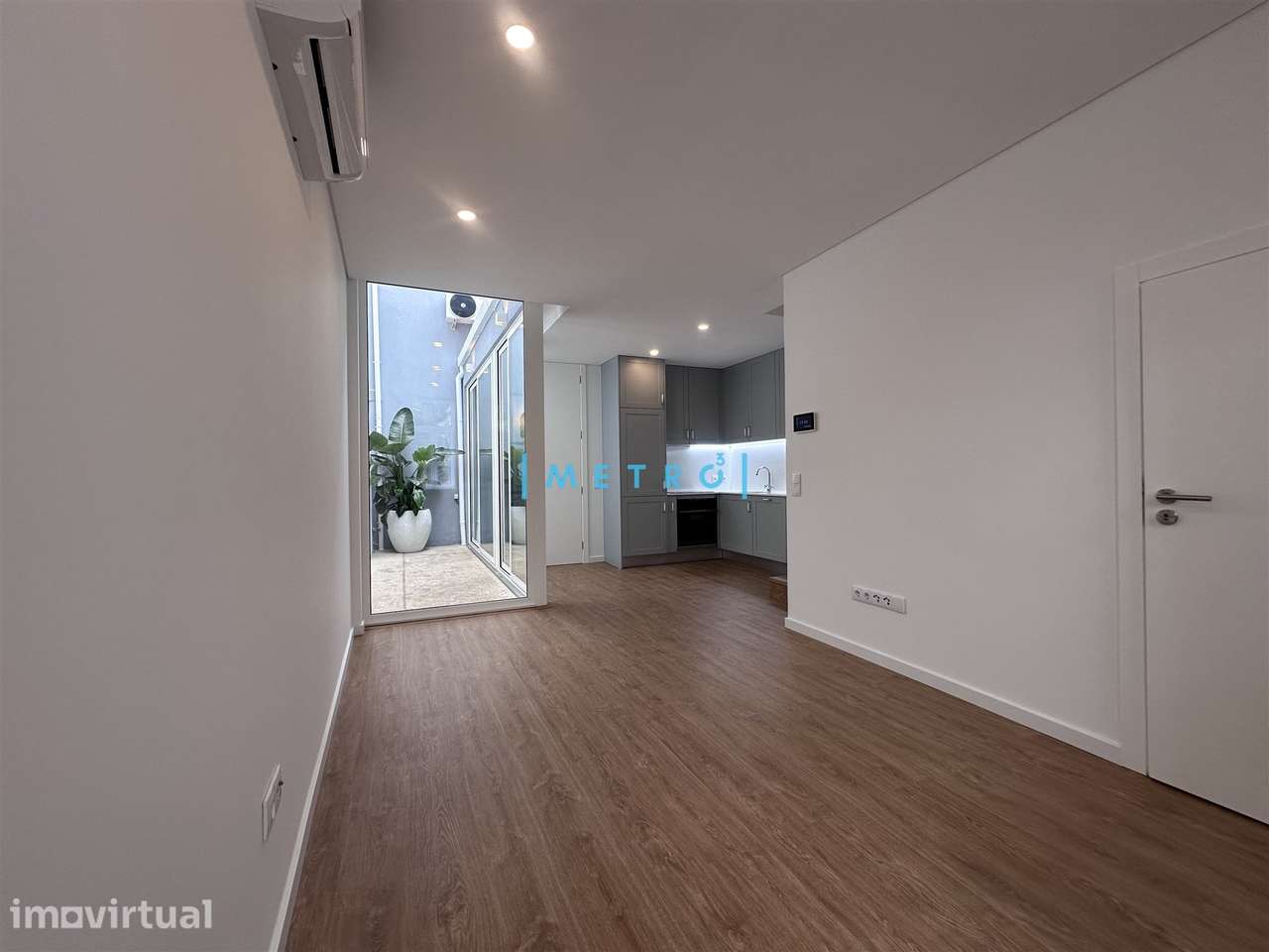 Moradia T2 DUPLEX Arrendamento em Aldoar, Foz do Douro e Nevogilde,Por - Grande imagem: 2/13