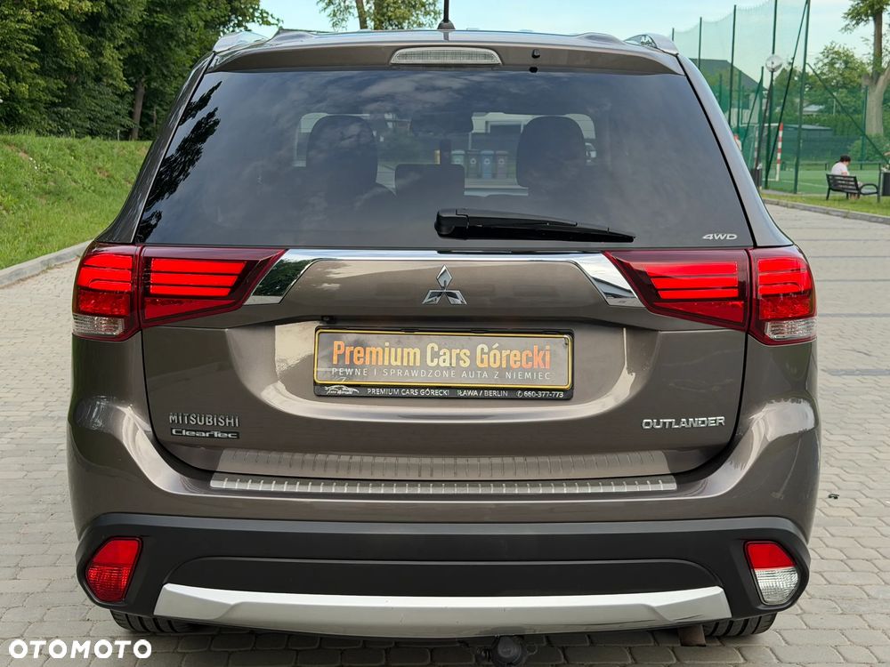 Mitsubishi Outlander 2.2 DI-D 4WD Invite - 5
