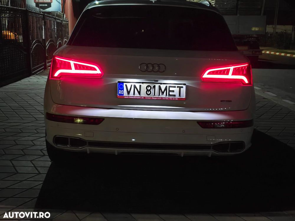 Audi Q5 50 TFSI e quattro S tronic sport - 24