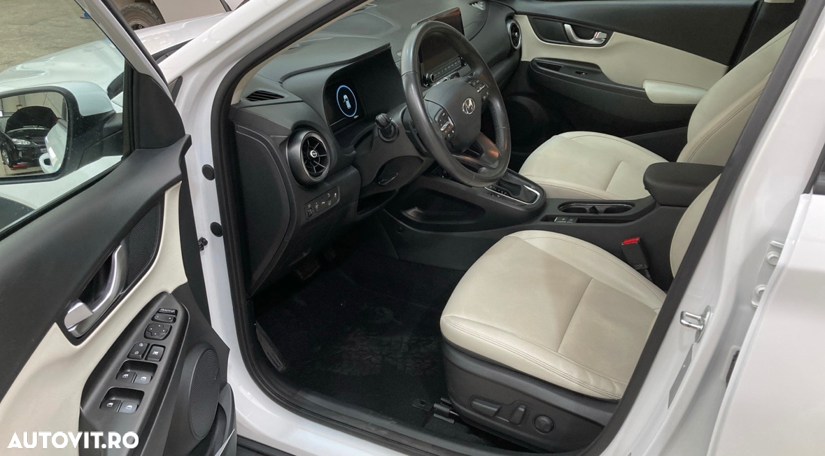 Hyundai KONA 1.6 GDI 141 CP 2WD 6DCT HEV Luxury - 6