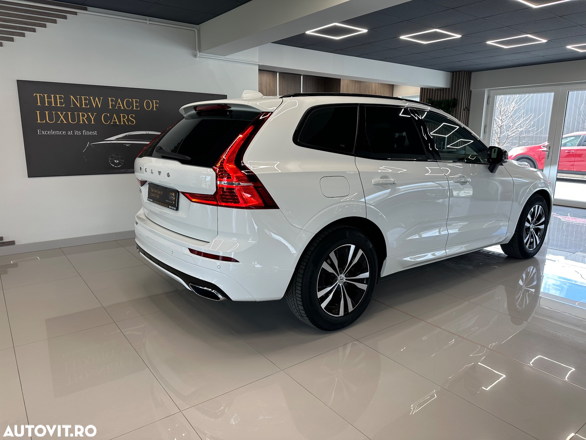 Volvo XC 60 T6 AWD Recharge Geartronic RDesign Expression - 9