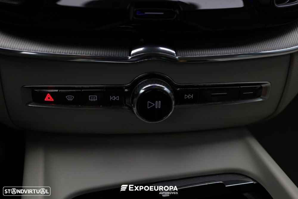 Volvo XC 60 2.0 T8 PHEV Inscription AWD - 23