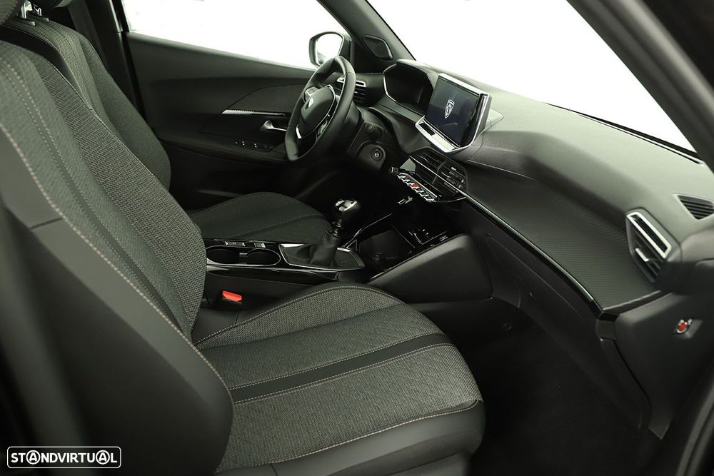Peugeot 2008 1.2 PureTech Allure - 21