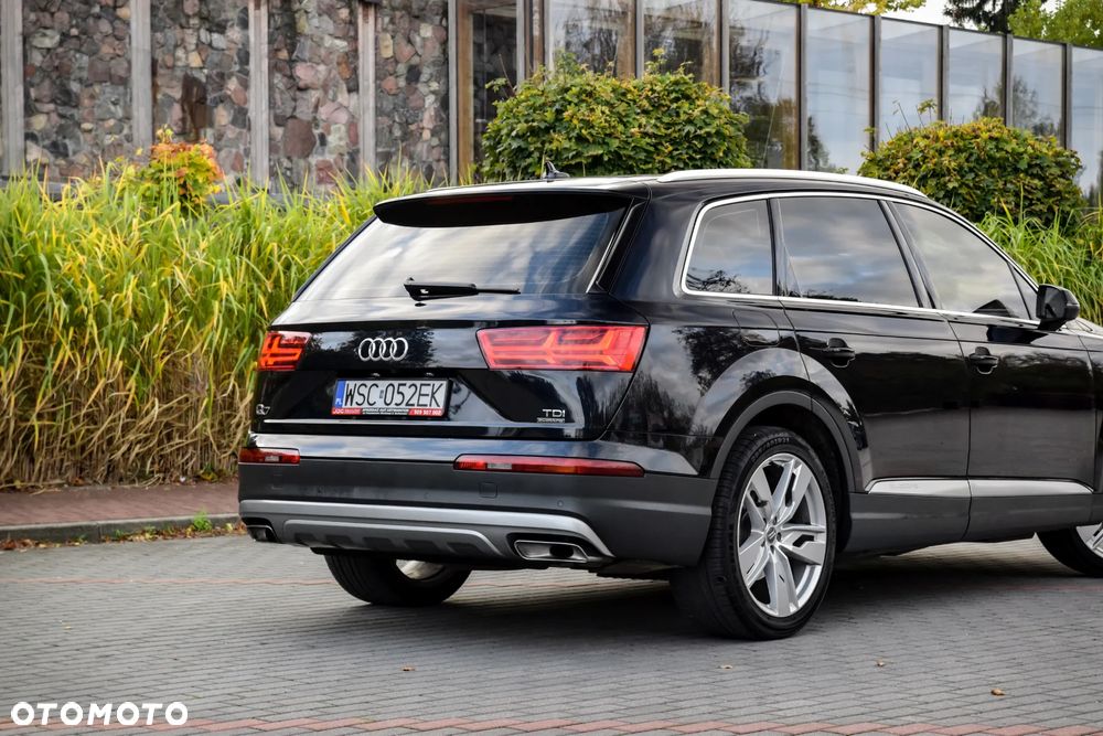 Audi Q7 - 11