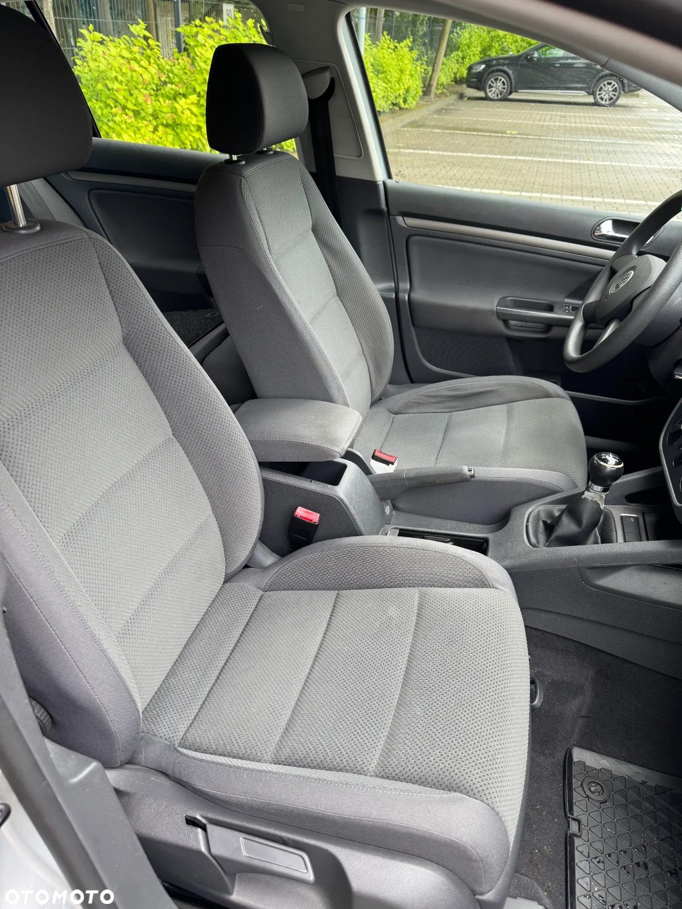 Volkswagen Golf V 1.6 FSI Trendline - 13