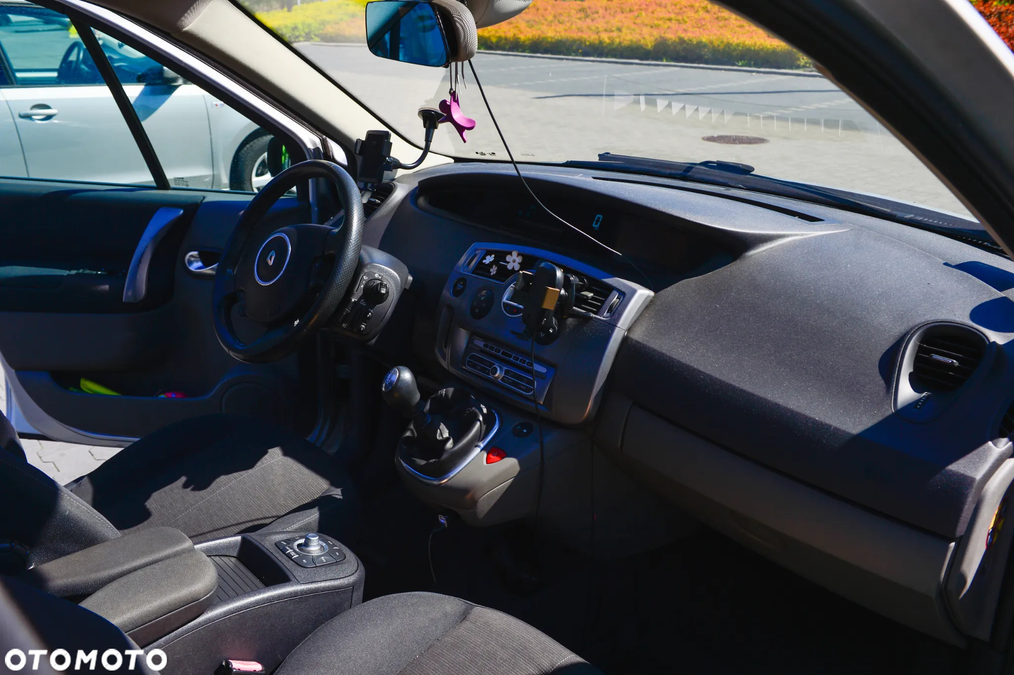 Renault Scenic 2.0 16V Confort Dynamique - 12
