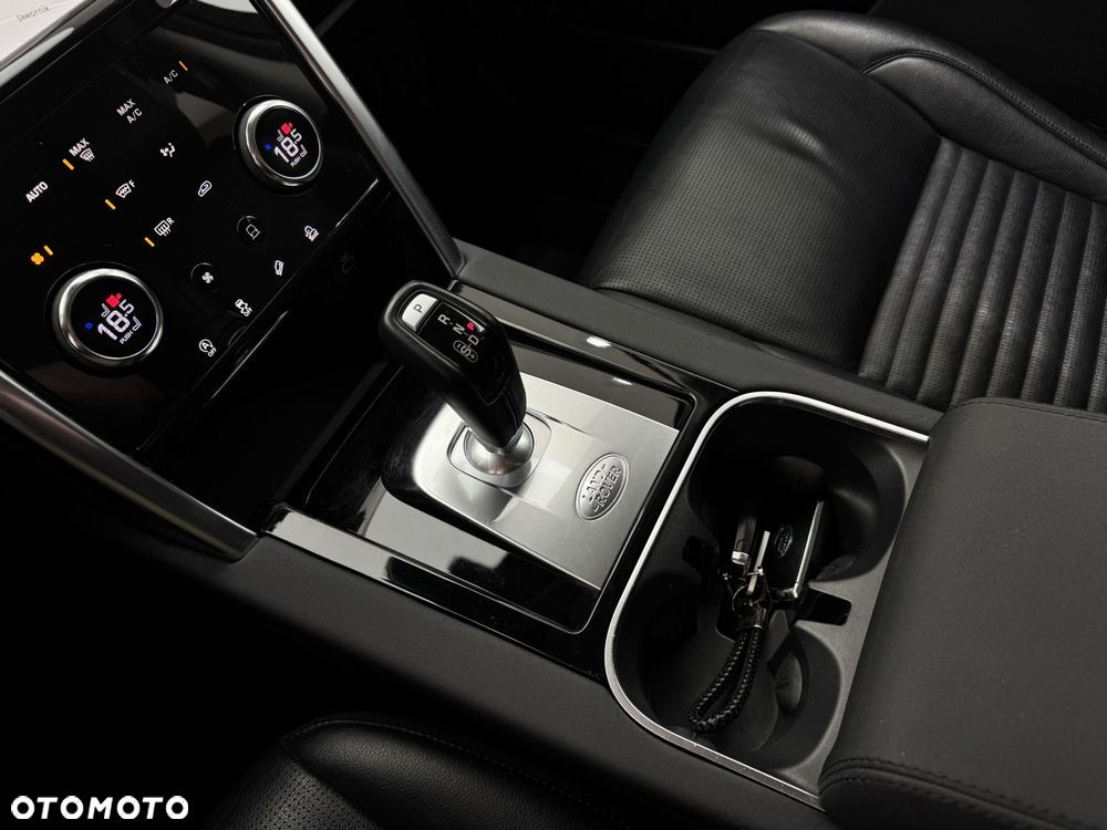 Land Rover Discovery - 26