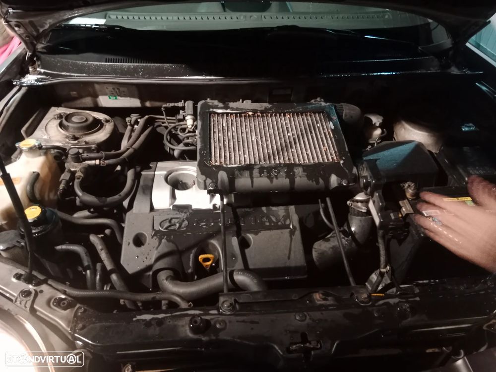 Hyundai Santa Fe 2.0 CRDi Family 4WD - 10