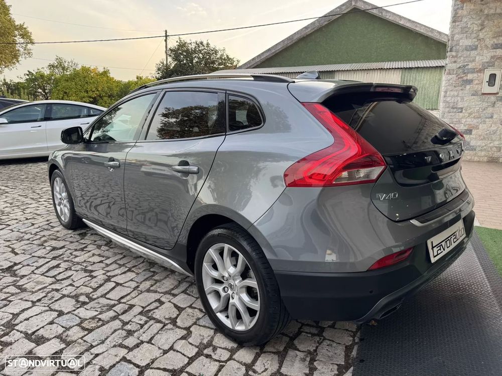 Volvo V40 Cross Country 1.5 T3 Geartronic - 6