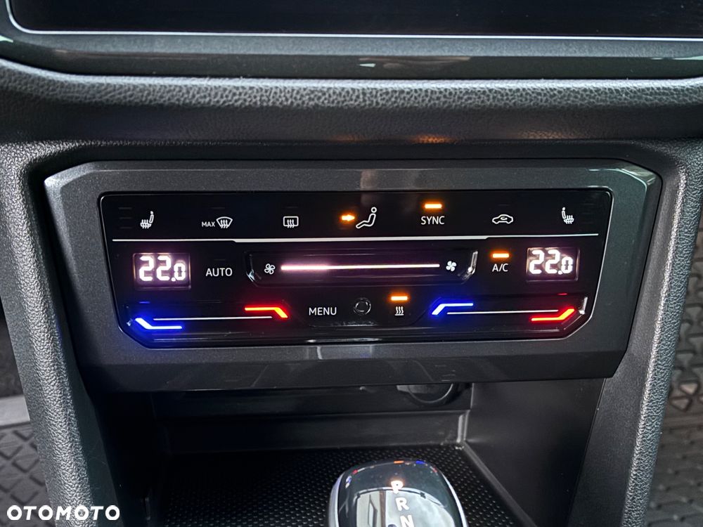 Volkswagen Tiguan 2.0 TDI SCR 4MotION DSG Elegance - 26