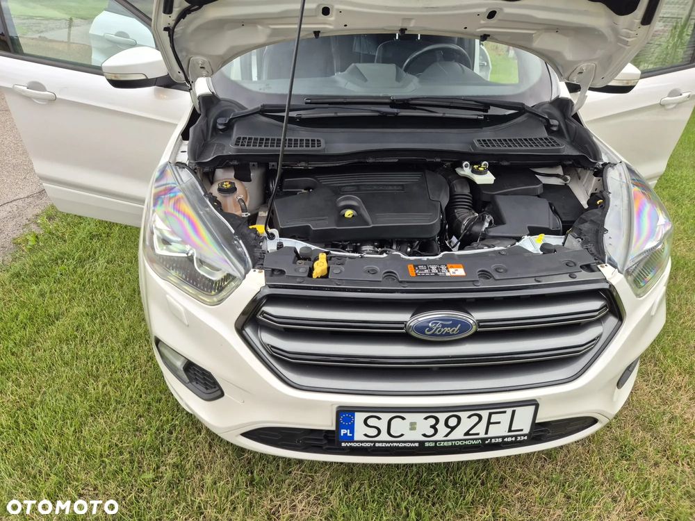 Ford Kuga 2.0 TDCi 4x4 ST-Line - 29