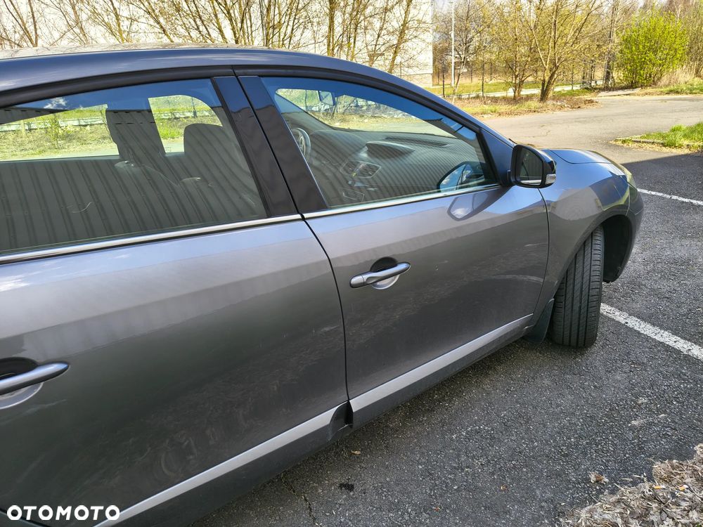 Renault Fluence 1.6 16V Color Edition - 5