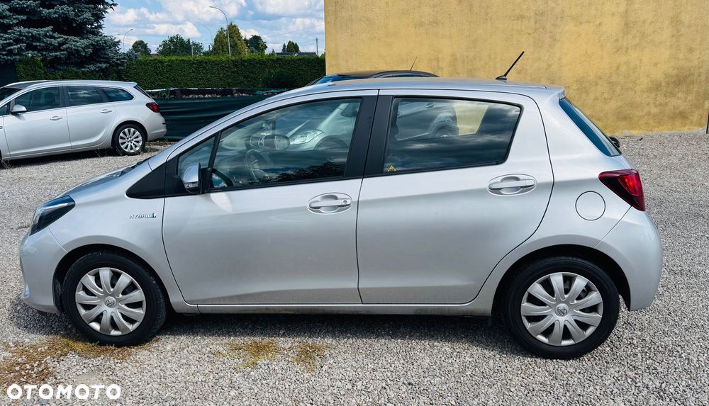 Toyota Yaris - 5