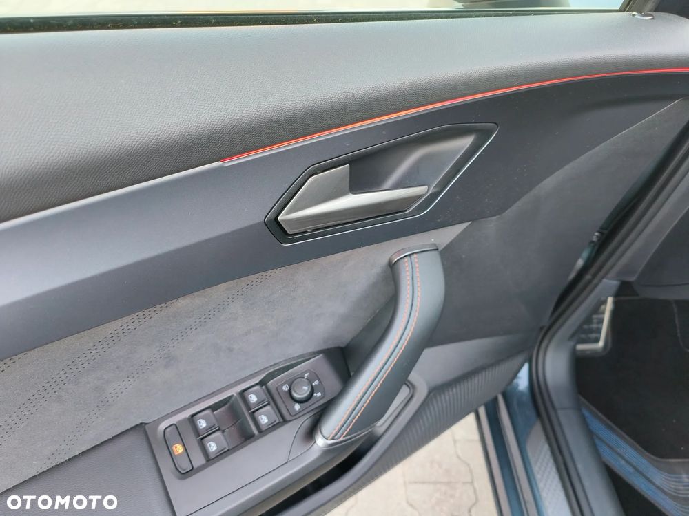 Cupra Formentor 1.5 eTSI mHEV DSG - 10