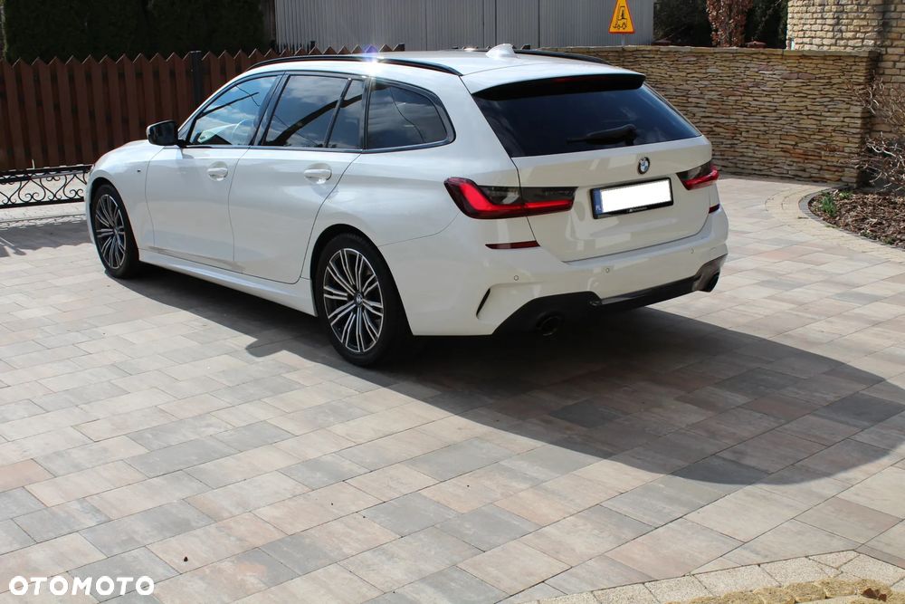 BMW Seria 3 320i M Sport - 5
