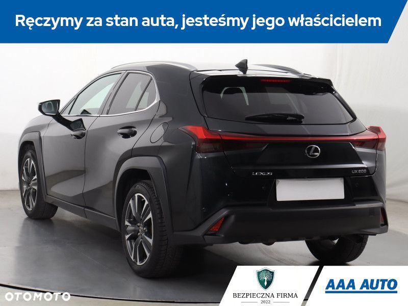 Lexus UX - 6