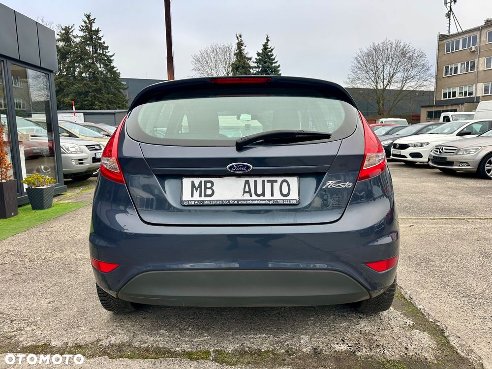 Ford Fiesta 1.25 Champions Edition - 9