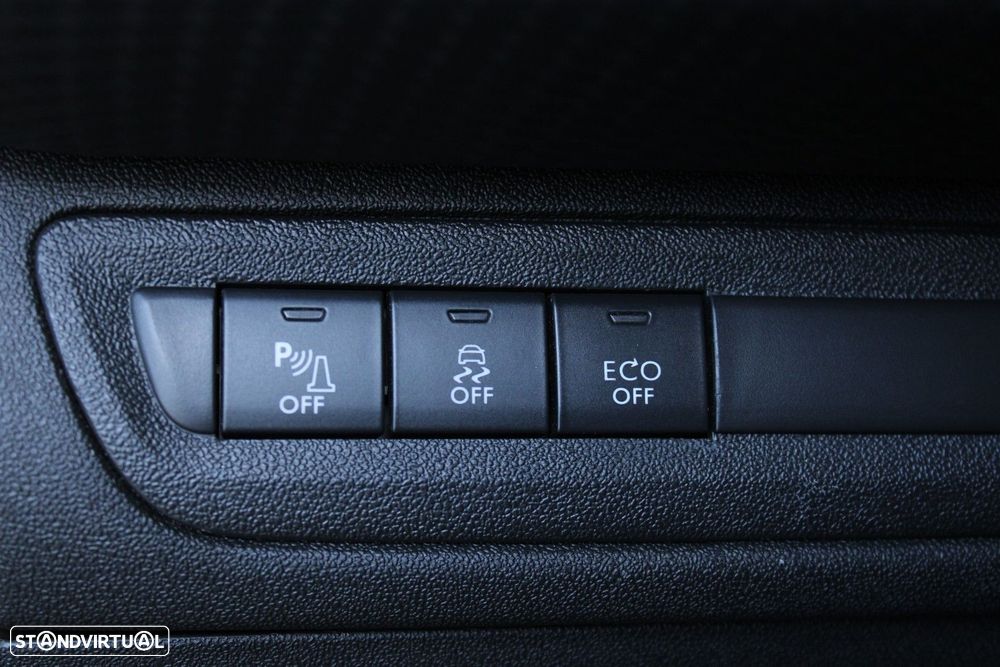 Peugeot 2008 1.2 PureTech Allure - 26