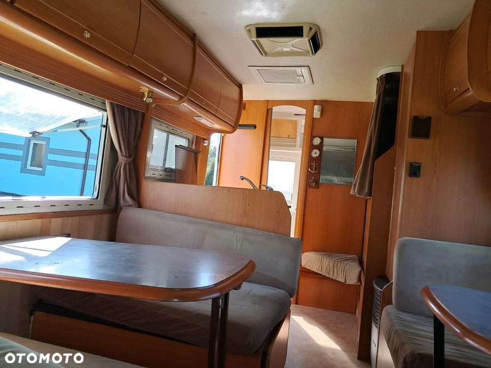 Ford Transit - 18