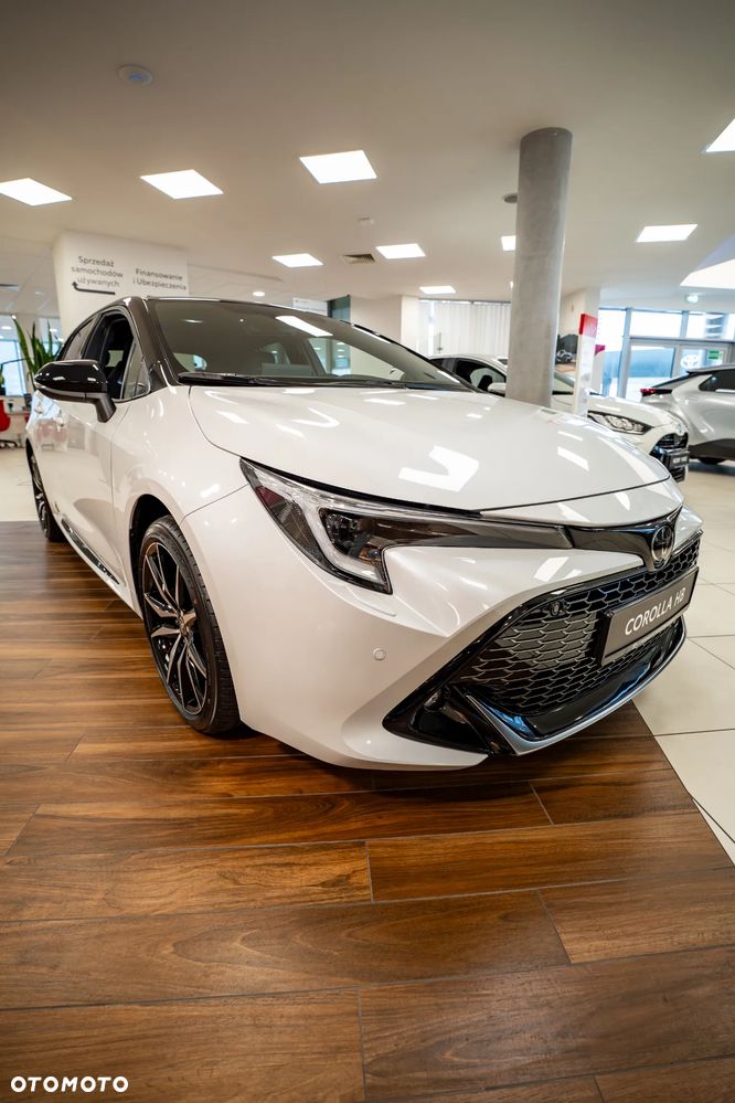 Toyota Corolla 1.8 Hybrid GR Sport - 2