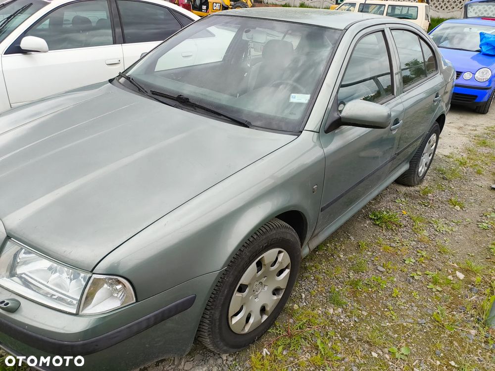 Skoda Octavia 1.6 Classic - 4